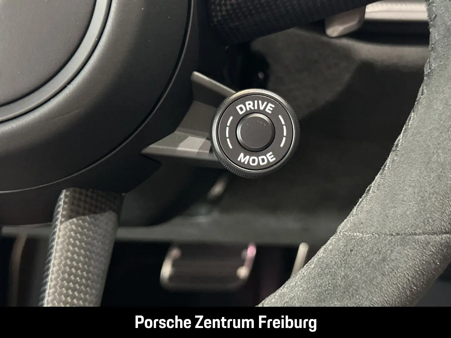 992 911 Carrera 4 GTS Cabriolet