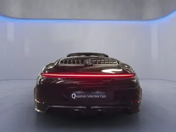 911 Carrera 4 GTS T-Hybrid Cabriolet