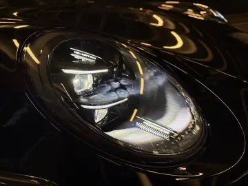 911 Carrera 4 GTS T-Hybrid Cabriolet