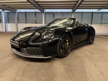 911 Carrera 4 GTS T-Hybrid Cabriolet