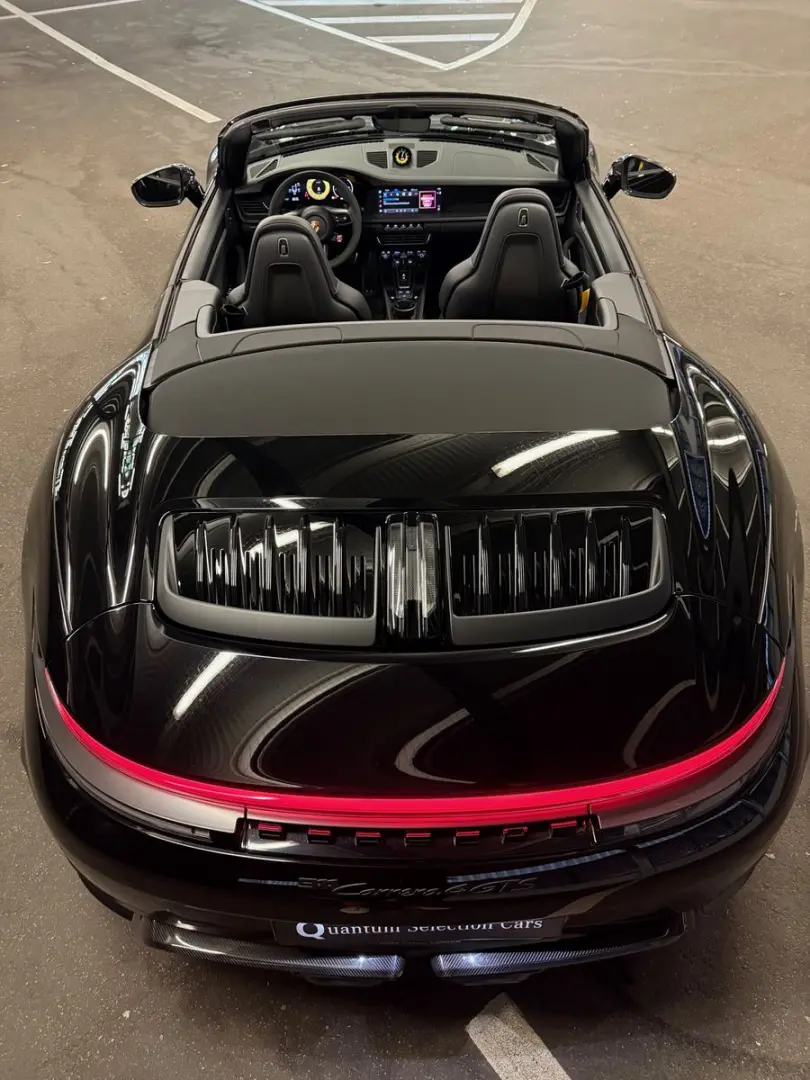 911 Carrera 4 GTS T-Hybrid Cabriolet