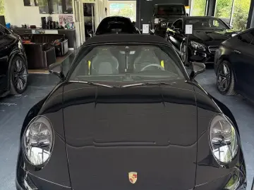 911 Carrera 4 GTS T-Hybrid Cabriolet