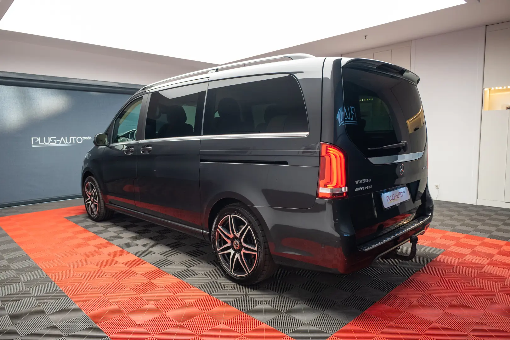 Mercedes-Benz V Class