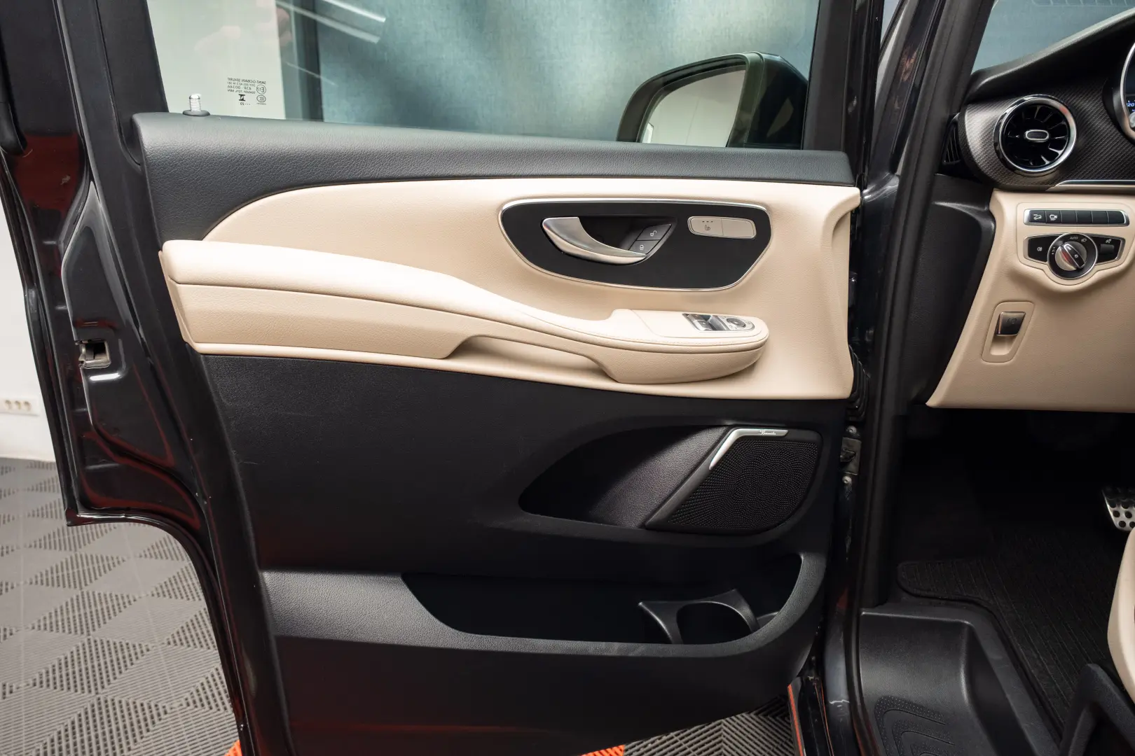 Mercedes-Benz V Class