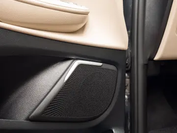 Mercedes-Benz V Class