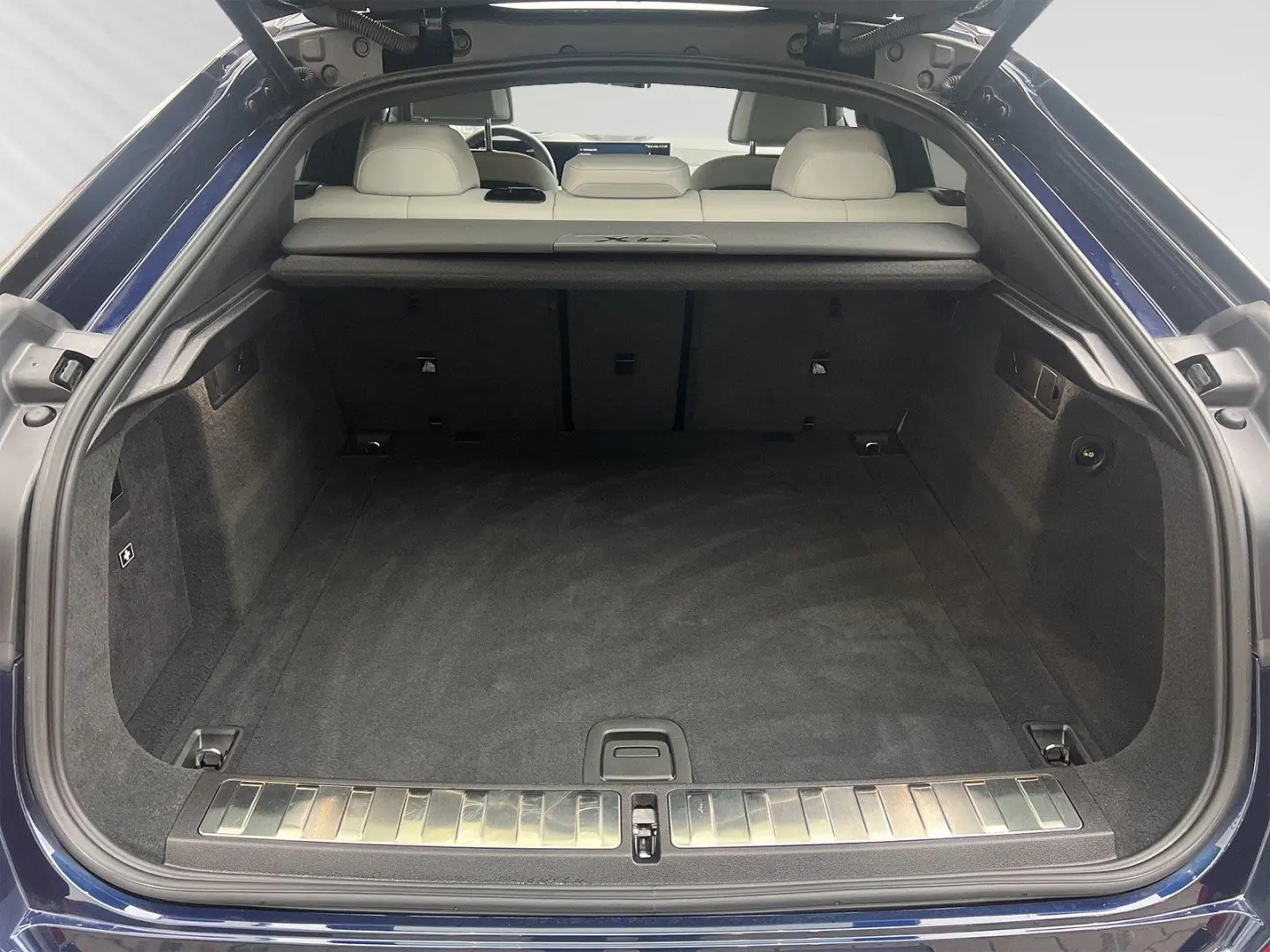 X6 xDrive30d M Sport Pro H&K 22  DAProf IconicGlow 360