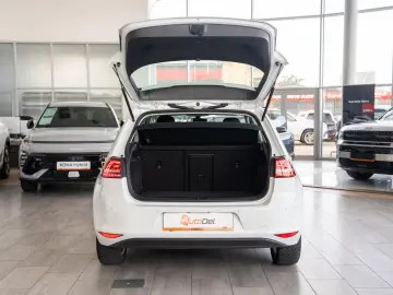 Volkswagen Golf e-Golf Automatik