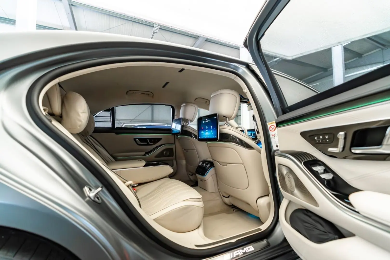 S 63 E AMG Per. Long  Carbon   Only 3720km!