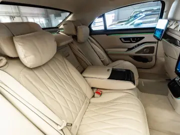 S 63 E AMG Per. Long  Carbon   Only 3720km!