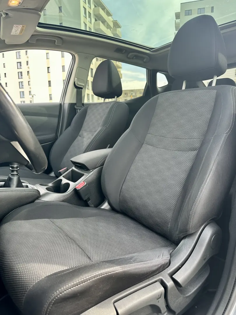 Nissan Qashqai  camera 360  geam panoramic  garantie  rate