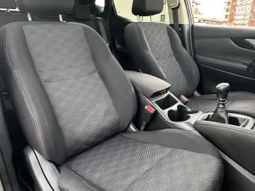 Nissan Qashqai  camera 360  geam panoramic  garantie  rate