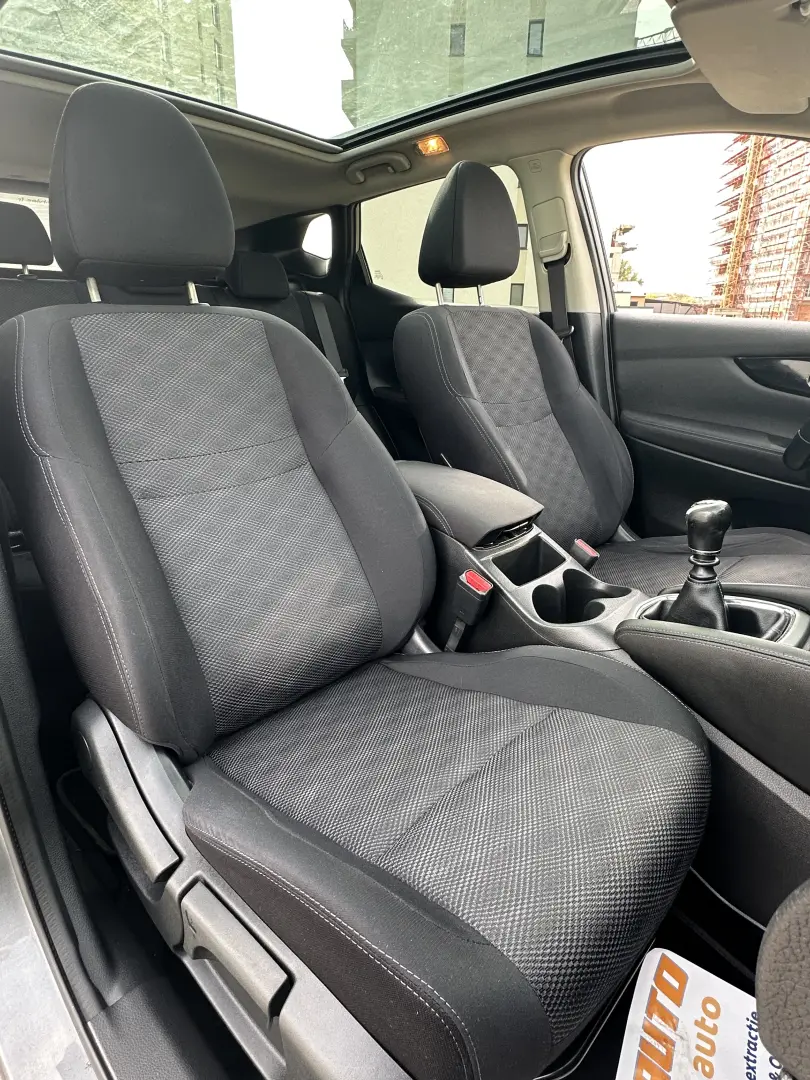 Nissan Qashqai  camera 360  geam panoramic  garantie  rate