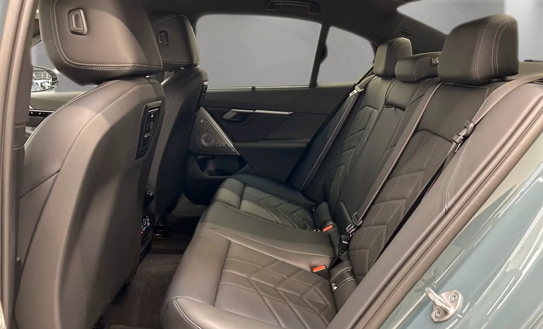 520d xDrive M Sport Standheizung AHK Kamera LED