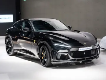 Purosangue CARBON-EXTERIEUR BURMESTER PANO 1-HD