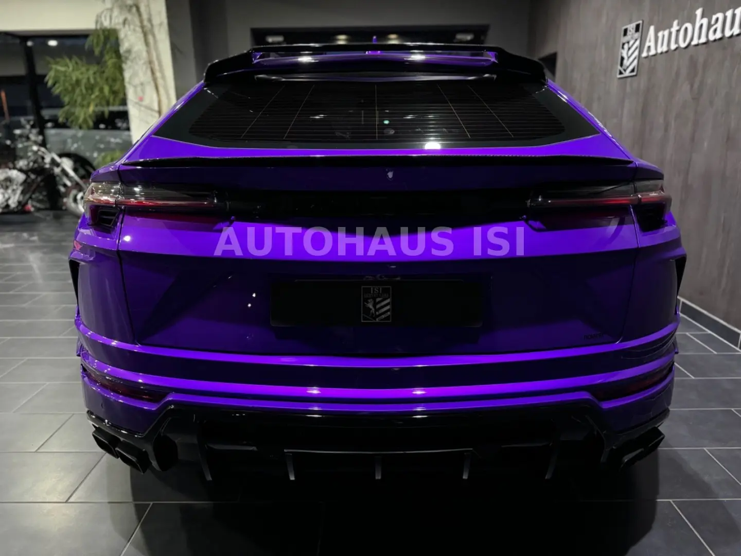 Urus NOVITEC ESTESO WIDEBODY 1 of 1 TV B&O PANO