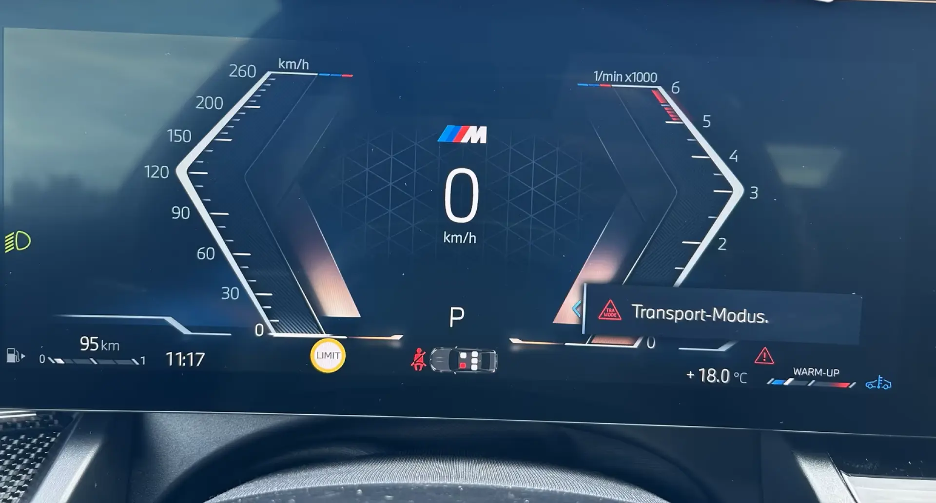 BMW 520 d xDrive M Sport Bowers Wilkins HUD