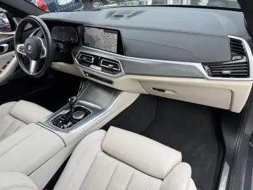 X5 xDrive45e M Sportpaket B&W Surround Head-Up