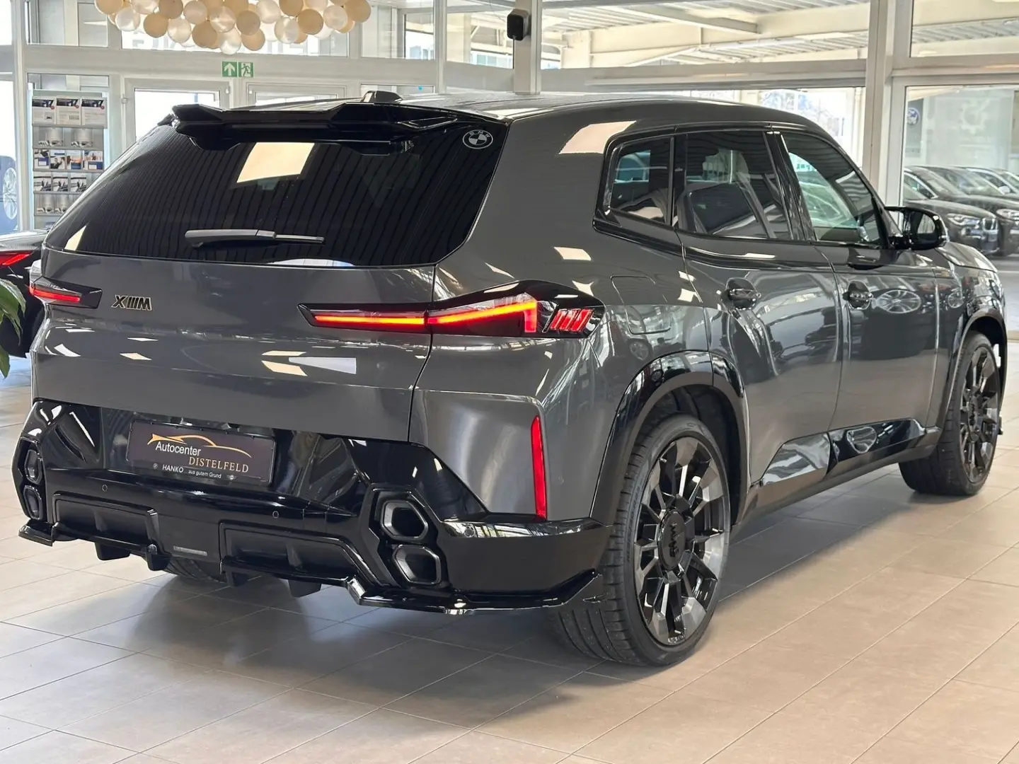 XM B&W Iconic Glow Black Edition Perf. LNP199T€