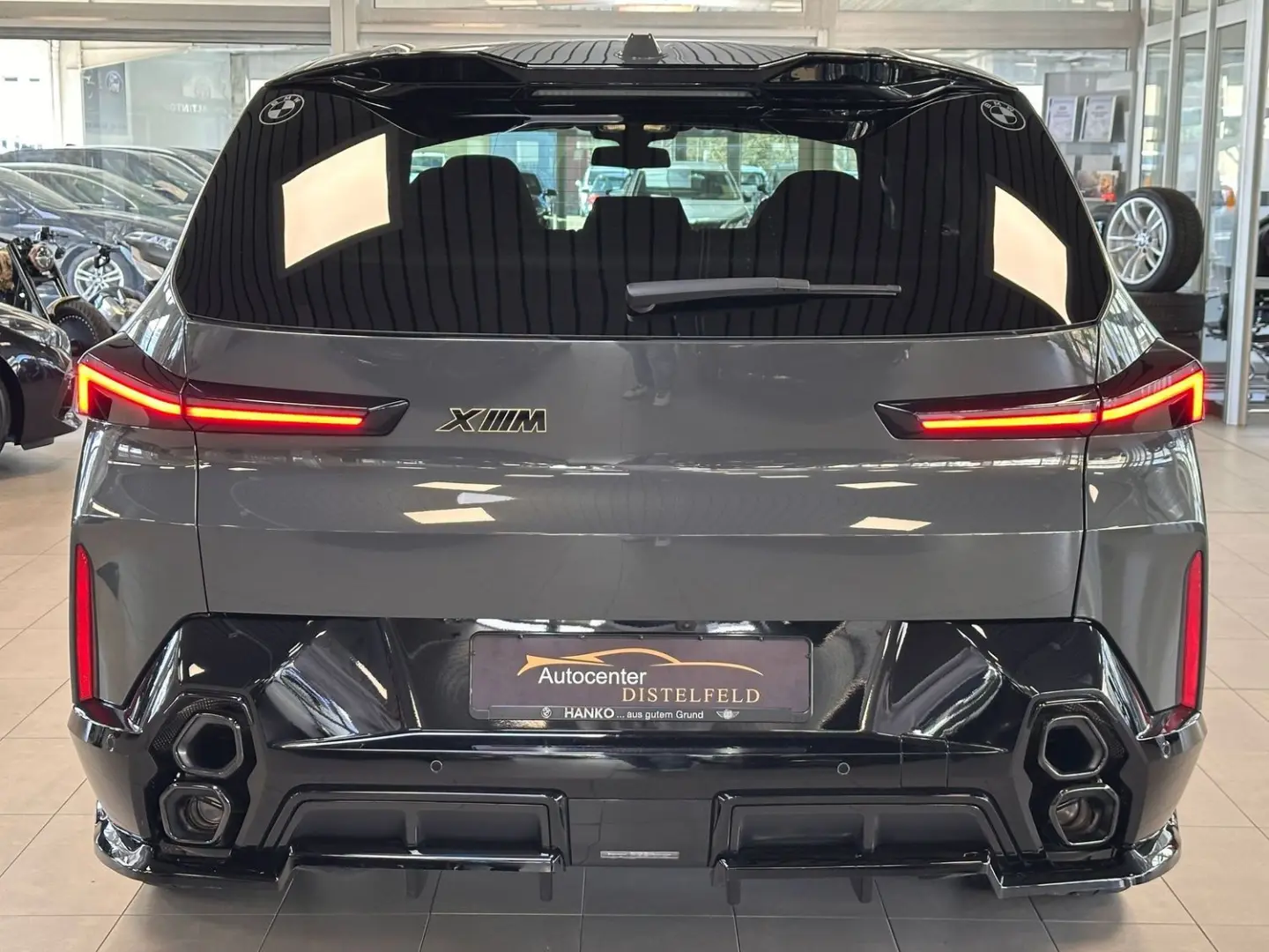 XM B&W Iconic Glow Black Edition Perf. LNP199T€