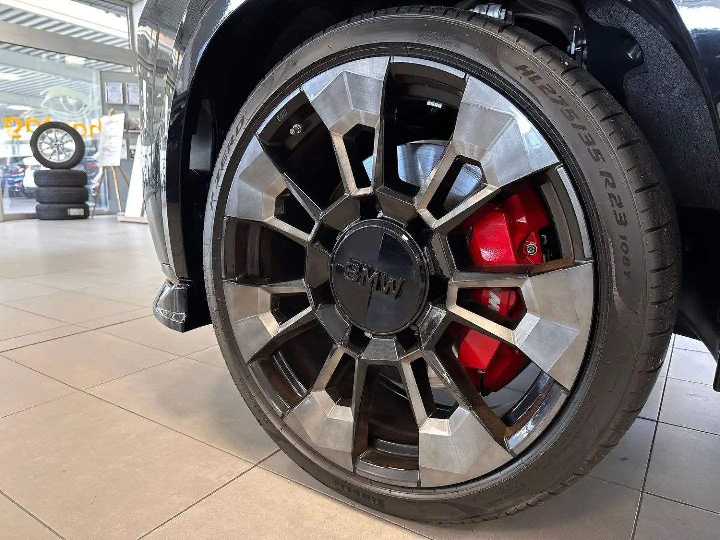 XM B&W Iconic Glow Black Edition Perf. LNP199T€