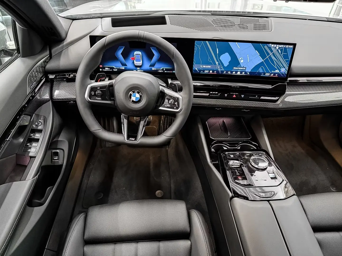 BMW 520 d xDrive M Sport HUD PANO ACC