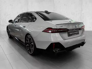BMW 520 d xDrive M Sport HUD PANO ACC