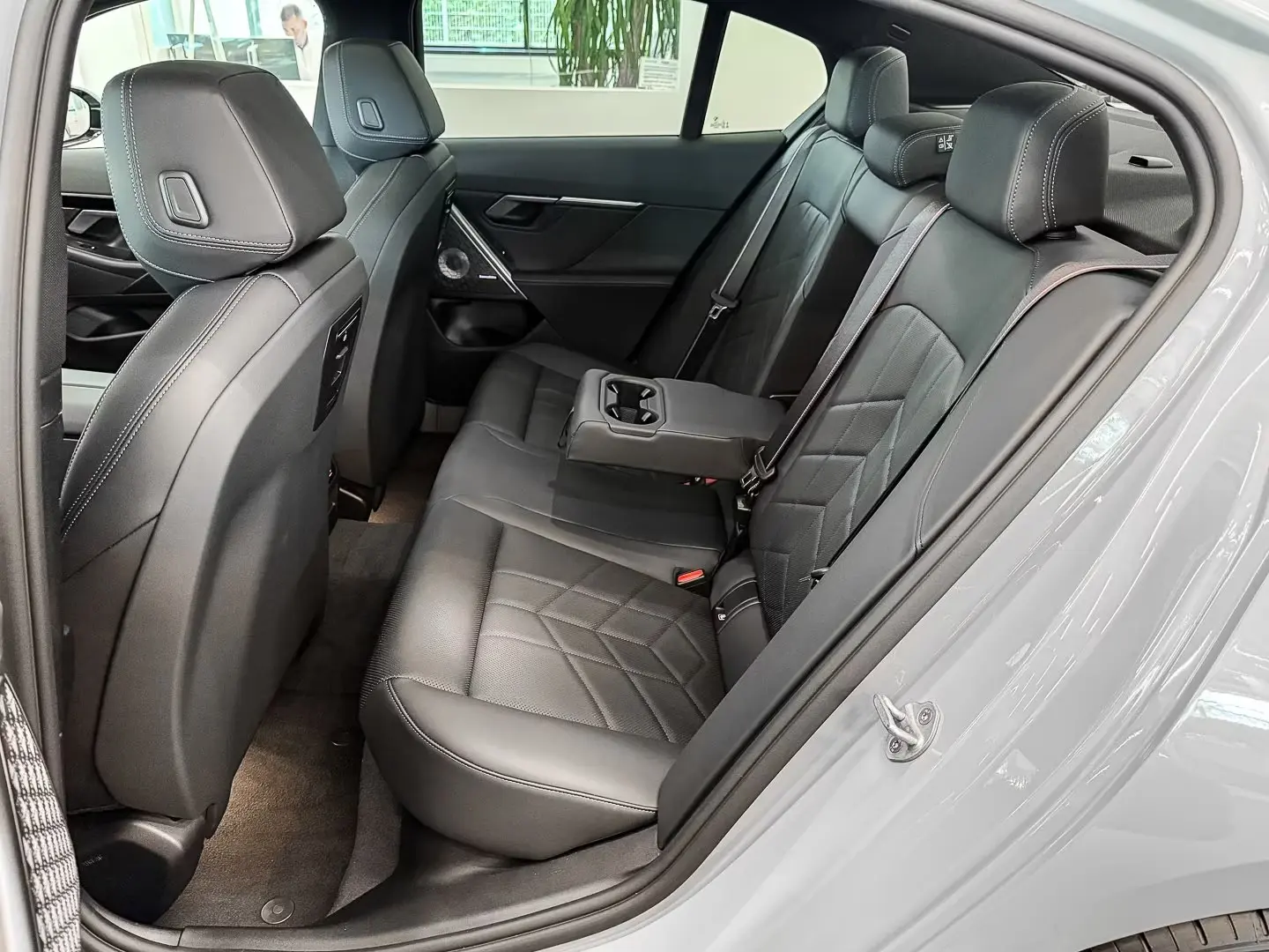 BMW 520 d xDrive M Sport HUD PANO ACC