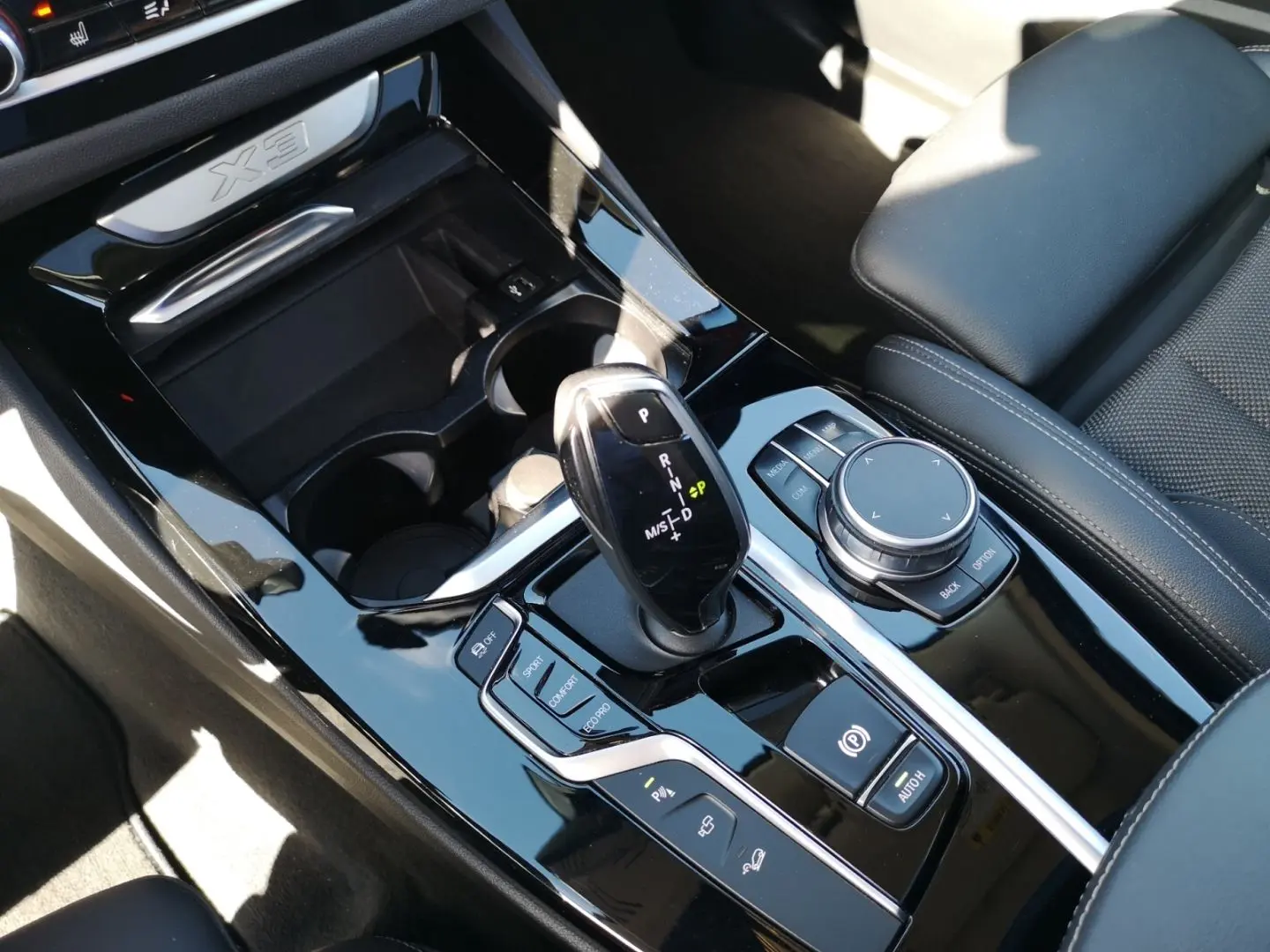 X3 xDrive 20d xLine LED NAVI KLIMAAUTO PDC SHZ