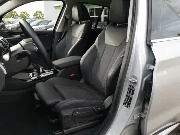 X3 xDrive 20d xLine LED KLIMAAUTO PANO NAVI PDC