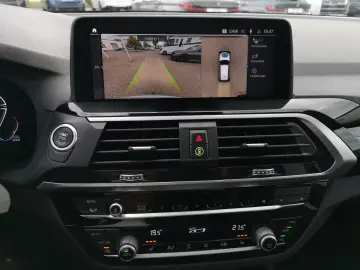 X3 xDrive 20d xLine LED KLIMAAUTO PANO NAVI PDC