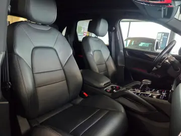 Cayenne E-Hybrid Benzin