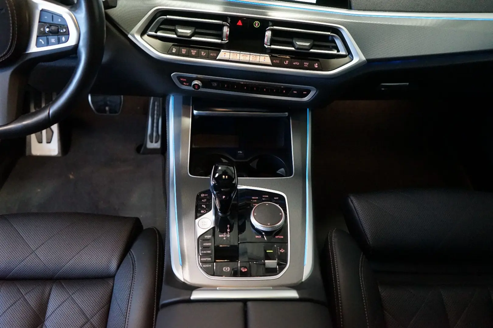 X5 xDrive45e M Sport Laser AHK Sitzbelüftung ACC