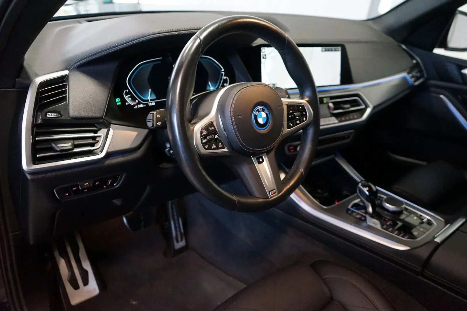 X5 xDrive45e M Sport Laser AHK Sitzbelüftung ACC