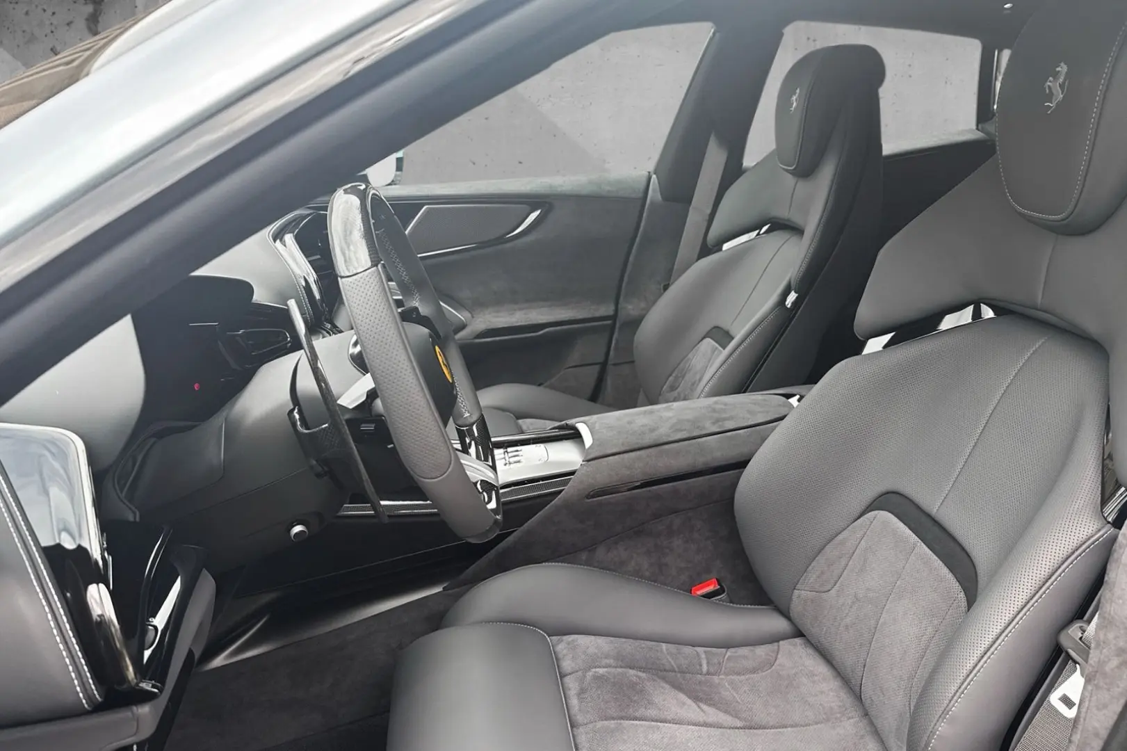 Purosangue Voll Carbon Massage Sitze JBL LED