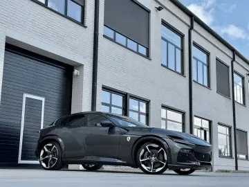 Purosangue V12 DCT 4WD