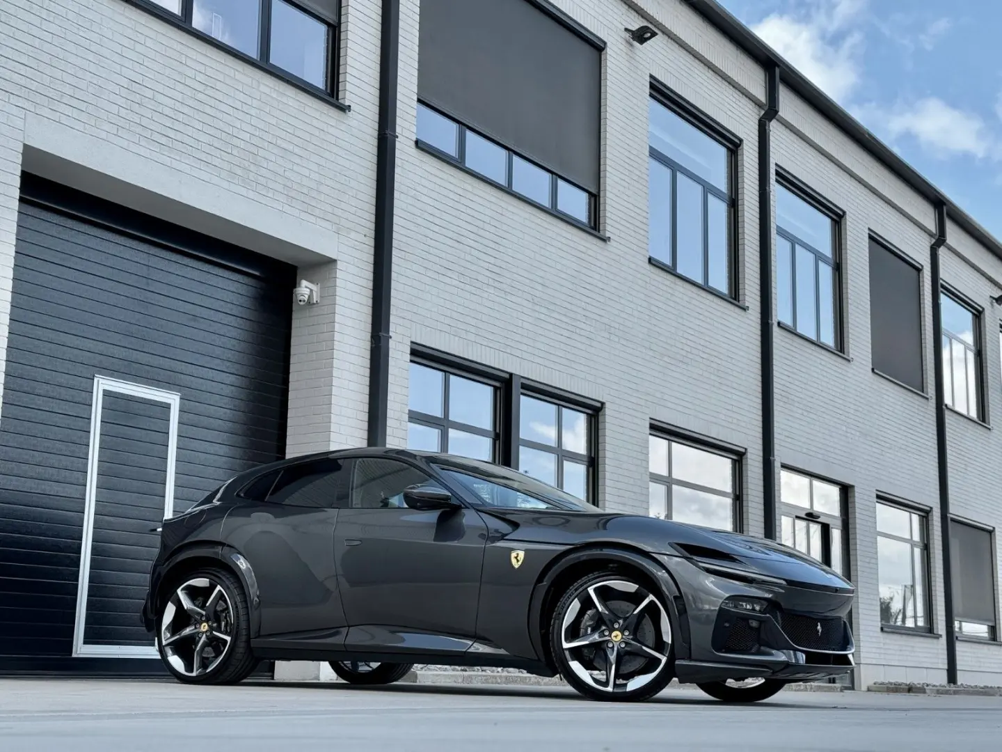 Purosangue V12 DCT 4WD