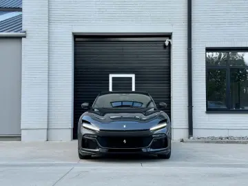 Purosangue V12 DCT 4WD