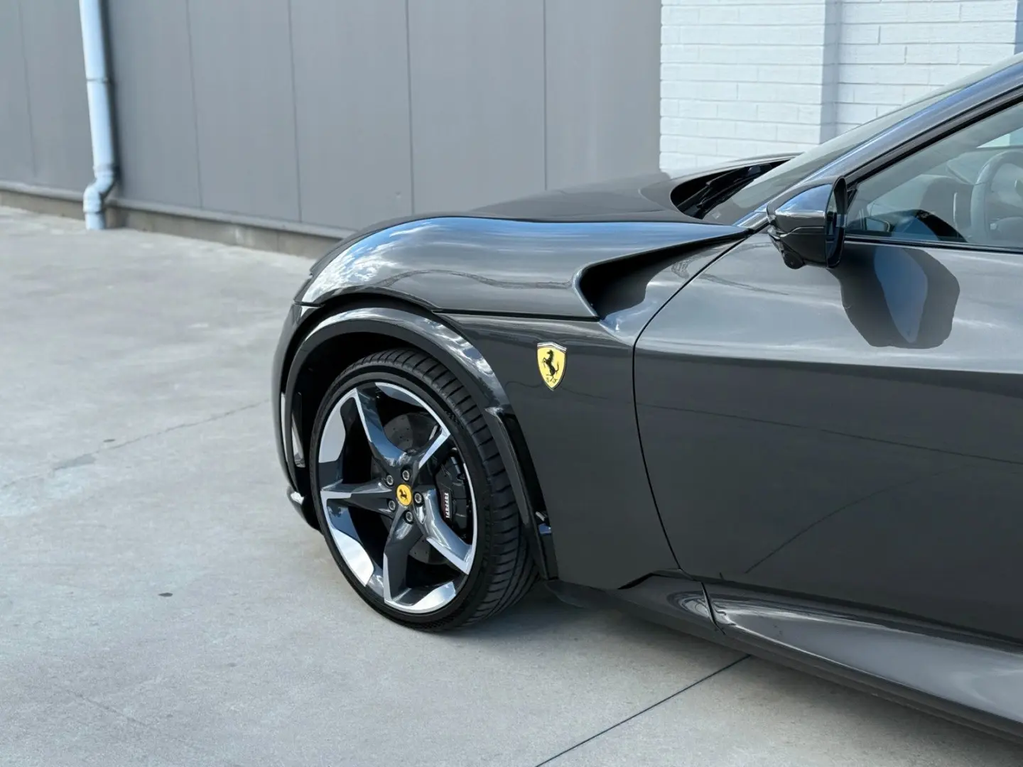 Purosangue V12 DCT 4WD