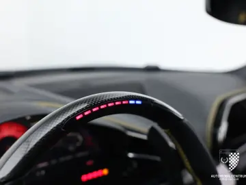 Purosangue FullCarbon Panorama Massage NOVITEC