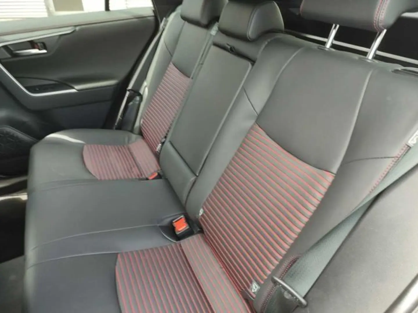 Across Comfort  AWD PHEV E-Four NAVI ACC Klimaau