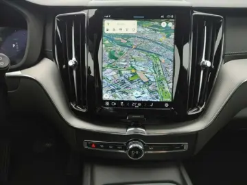 XC60 Ultimate Dark T8 PHEV AWD