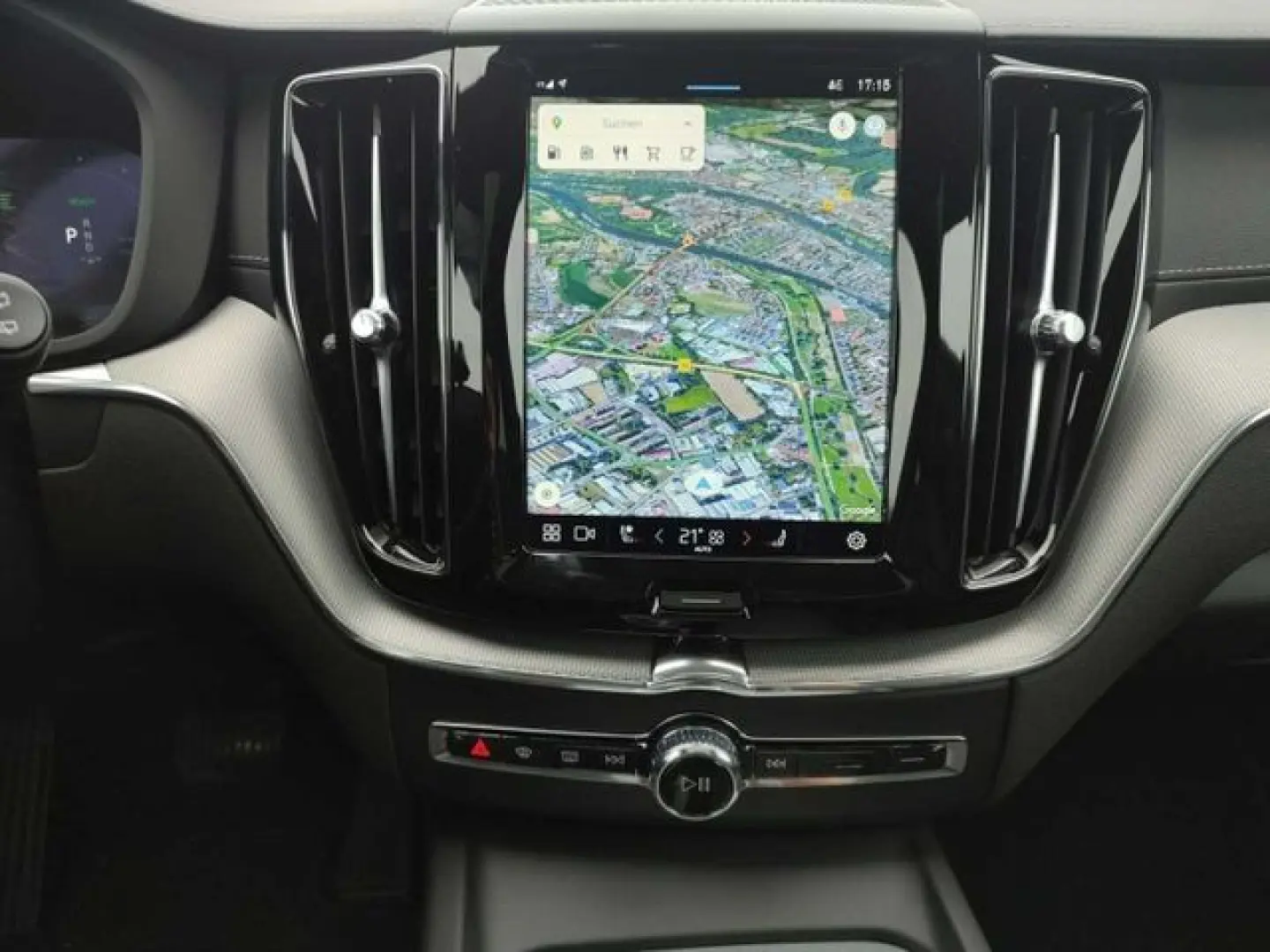 XC60 Ultimate Dark T8 PHEV AWD