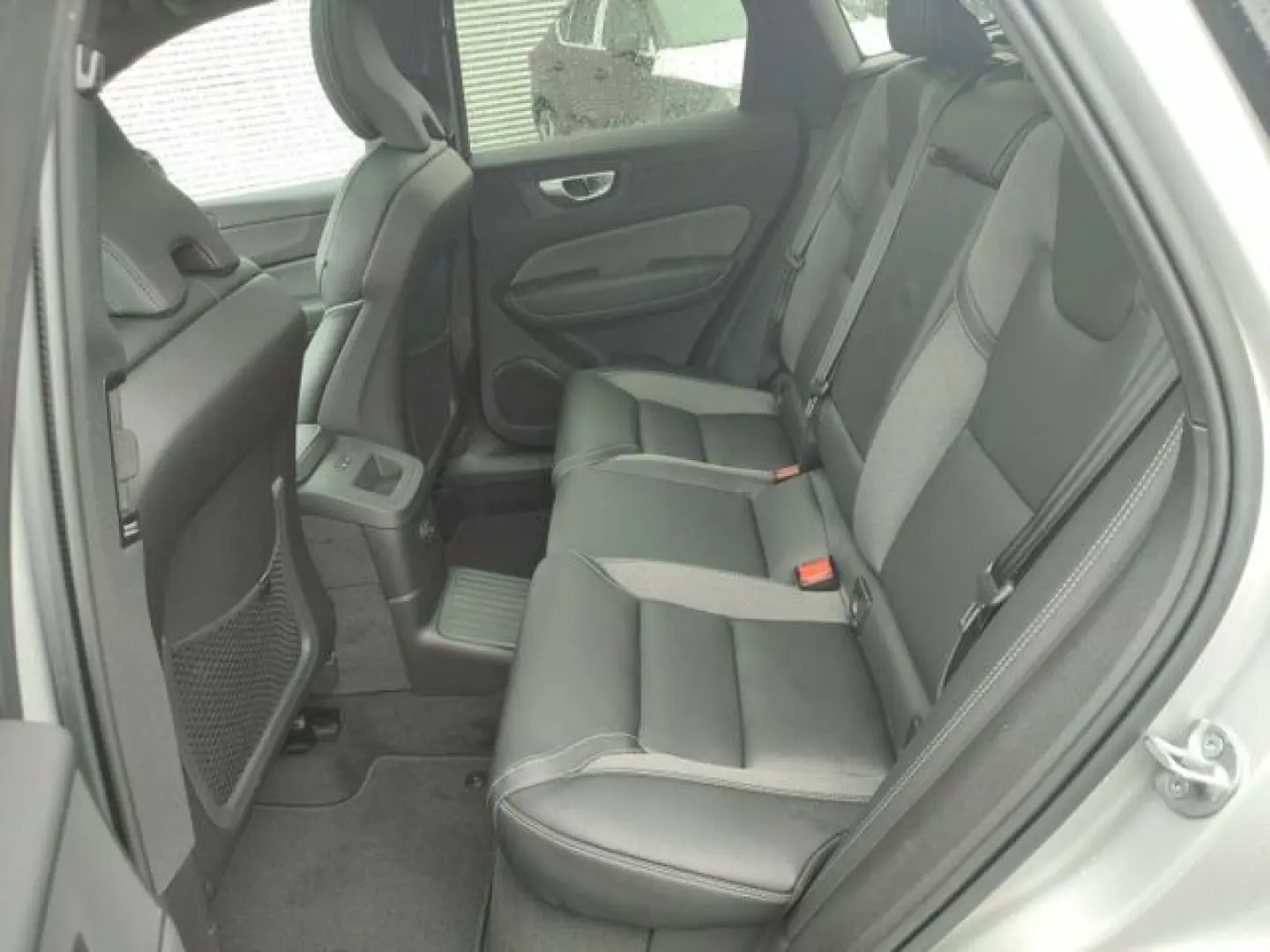 XC60 Ultimate Dark T8 PHEV AWD