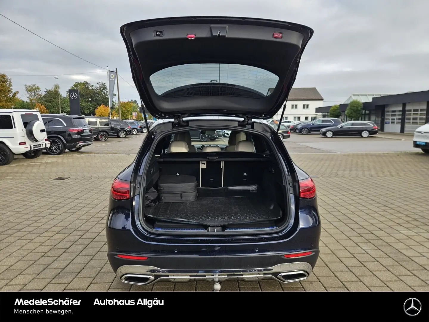 GLC 300 e 4M Avantgarde AHK Distronic Burmester