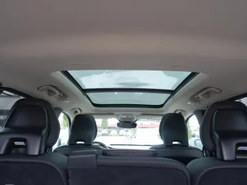 XC90 Recharge Plus T8 AWD