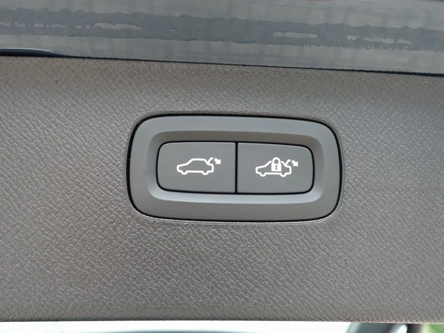 XC90 Recharge Plus T8 AWD