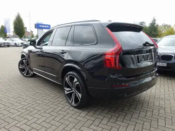XC90 T8 AWD Ultimate Dark