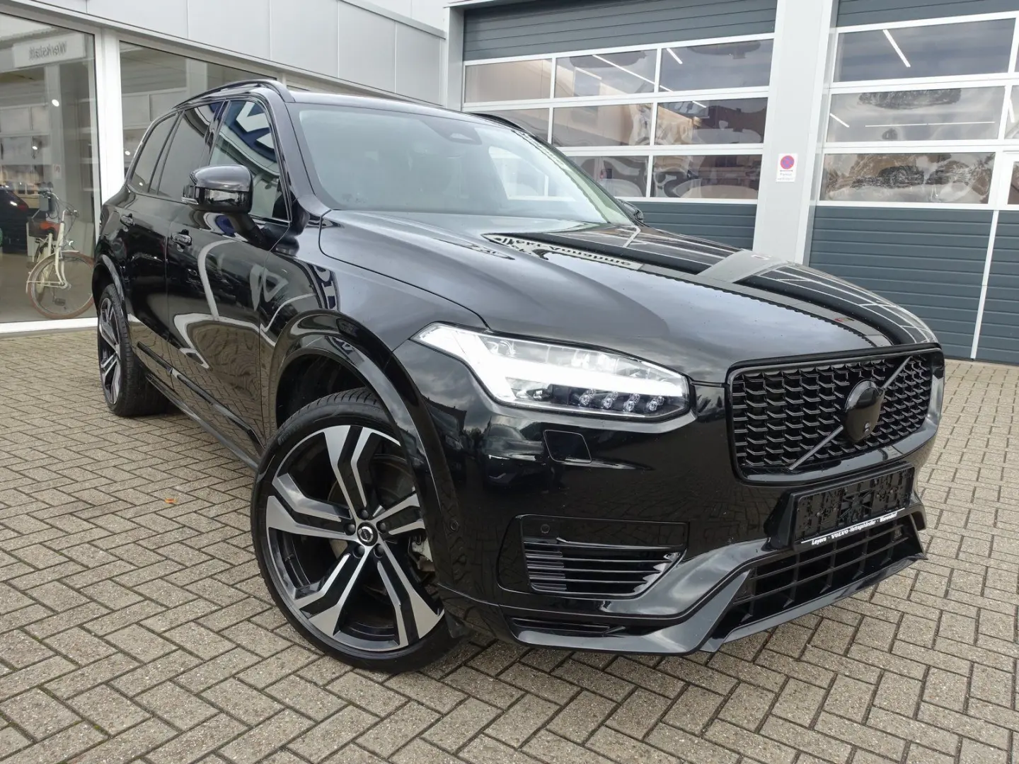 XC90 T8 AWD Ultimate Dark