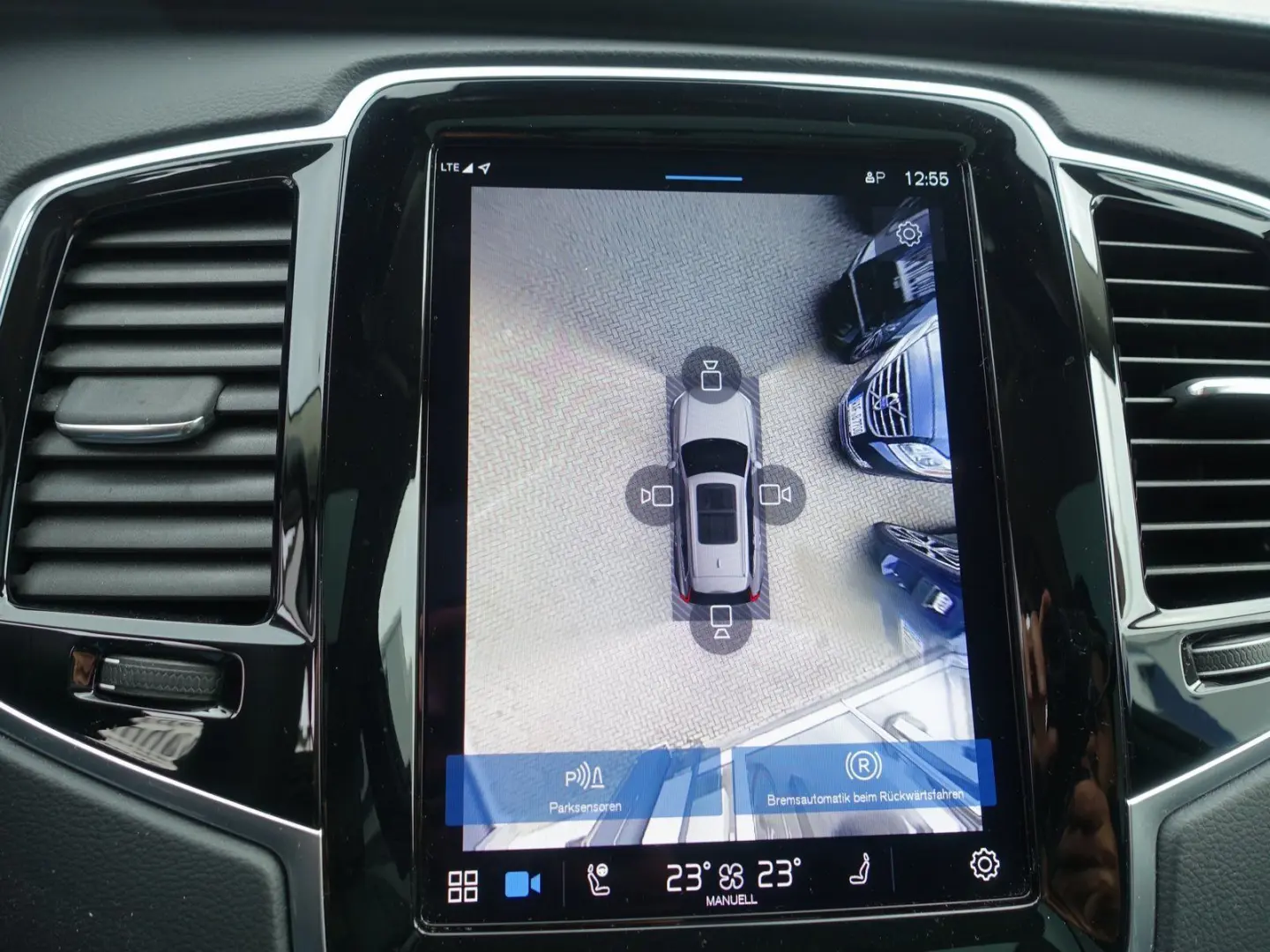 XC90 T8 AWD Ultimate Dark