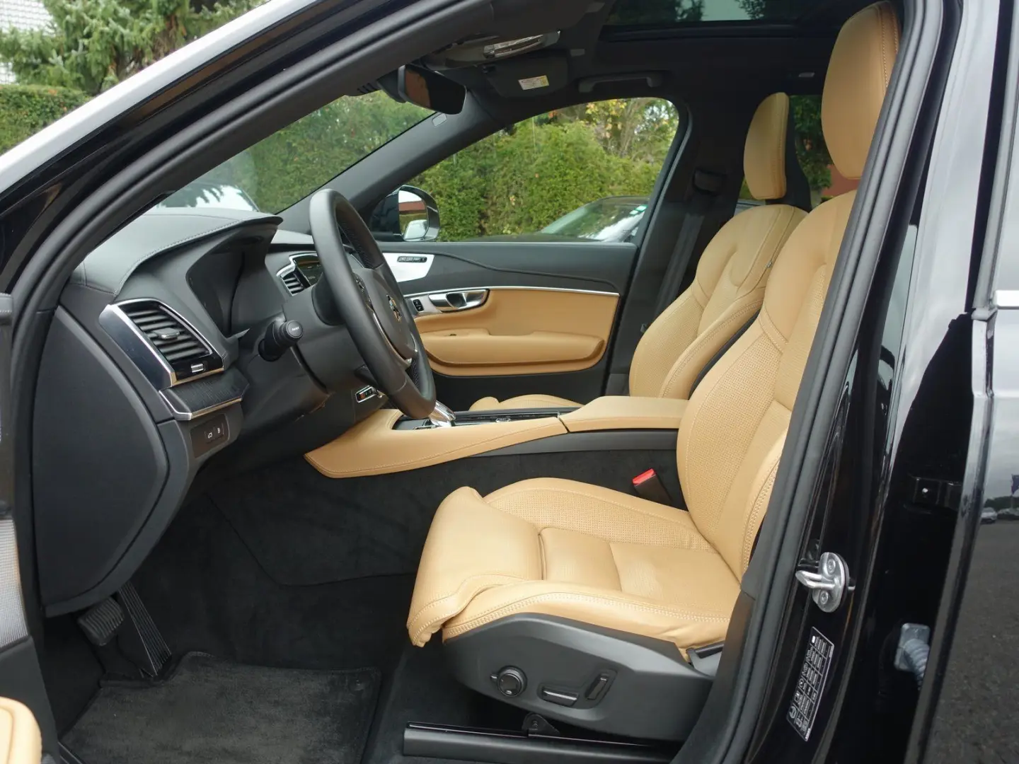 XC90 Plus Bright T8 AWD